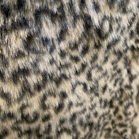 Girls animal print vest - Picture 3 of 6